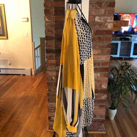 Blouse - Picture 3 of 3